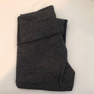 Aritzia TNA Herringbone Leggings NWOT